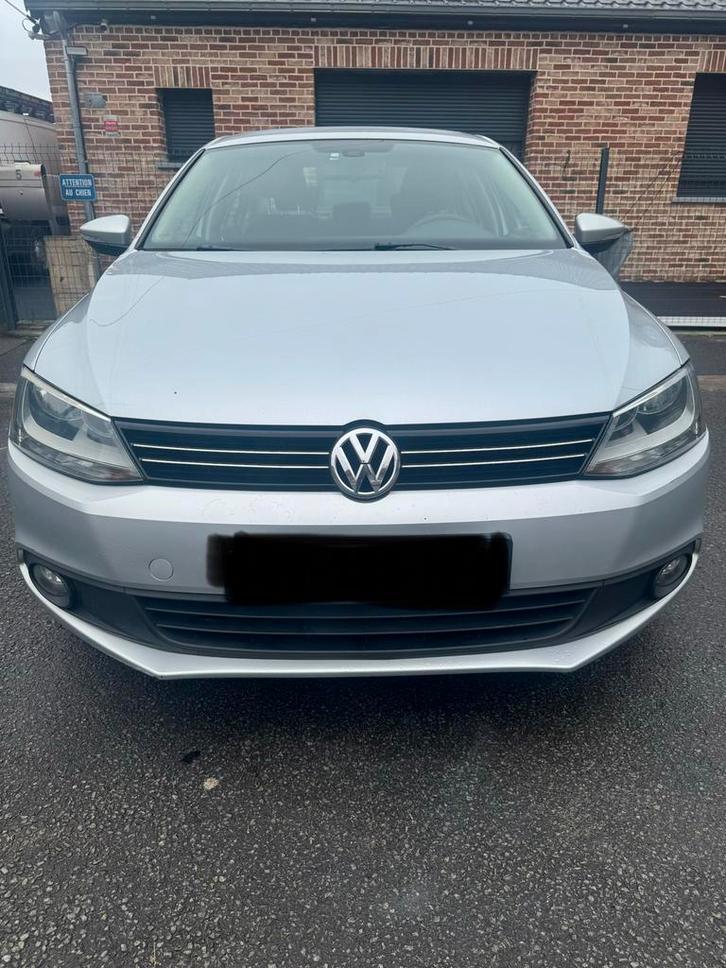 Volkswagen jetta, Autos, Volkswagen, Particulier, Jetta, Phares directionnels, Airbags, Air conditionné, Alarme, Bluetooth, Feux de virage