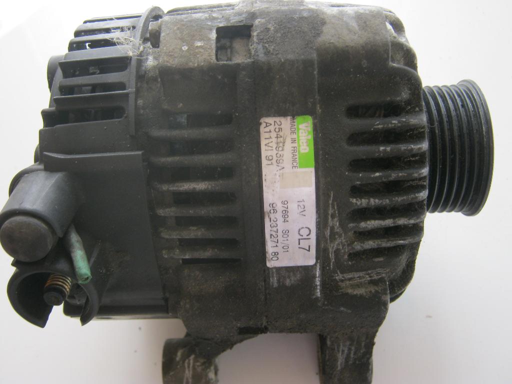 alternateur pour   Citroen / peugeot 2.0hdi 2003  euro 3-4, Ophalen of Verzenden, Gebruikt, Citroën