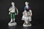 Bourgeois koppel in 18e-eeuwse kleding Capodimonte-porselein, Antiek en Kunst, Ophalen of Verzenden