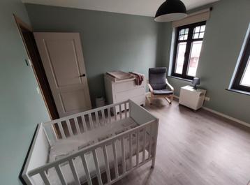 babybedje incl matras, deken en hoofdkussen beschikbaar voor biedingen