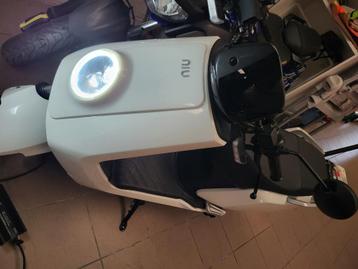 NIU 400 km elektrische scooter! Nieuwe batterij  beschikbaar voor biedingen