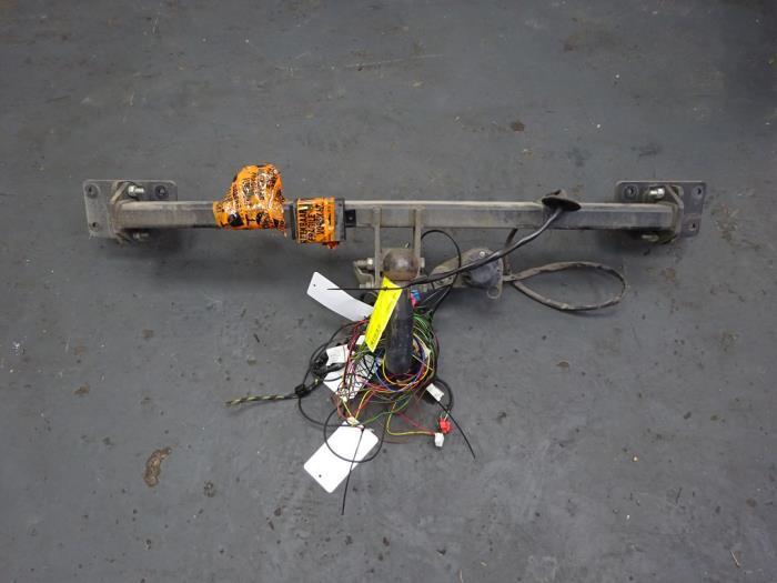 Trekhaak van een Mercedes C-Klasse, Auto-onderdelen, Ophanging en Onderstel, Mercedes-Benz, Gebruikt, 3 maanden garantie, Ophalen of Verzenden