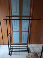 Étagère à vêtements, Vêtements | Femmes, Portants à vêtements, Enlèvement