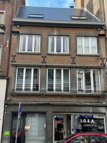 Maison à vendre à Namur, 9 chambres beschikbaar voor biedingen