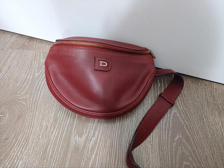 Sac de taille Delvaux, Bijoux, Sacs & Beauté, Porte-monnaie & Portefeuilles, Comme neuf, Cuir, Enlèvement