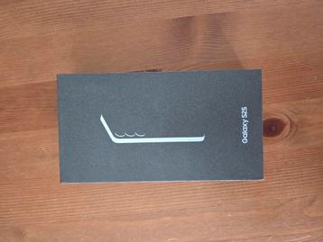 Samsung s25 silver shadow Nieuw (garantie) beschikbaar voor biedingen