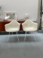 Set van 2 vintage Eames Armchairs - Herman Miller, Ophalen, Zo goed als nieuw, Wit