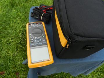 Fluke 287 True-RMS Multimeter beschikbaar voor biedingen