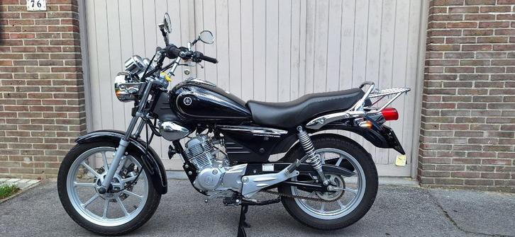 YAMAHA YBR 125 CUSTOM - 835 KM - NIEUW - 11 KW ! ! !, Motoren, Motoren | Yamaha, Particulier, 11 kW of minder, 1 cilinder, Minimaal motorrijbewijs A1
