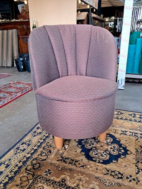 Vintage fauteuil bij Out&nief, Huis en Inrichting, Fauteuils, Gebruikt, Stof, Ophalen