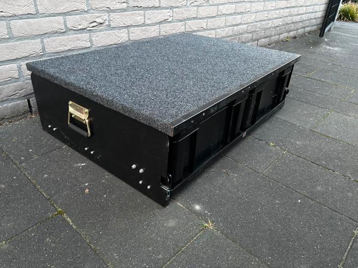 Frontrunner lade met 4 cub dozen, Auto diversen, Autogereedschap, Zo goed als nieuw, Ophalen