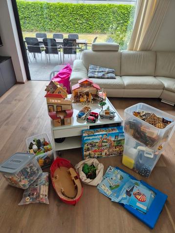 Groot lot Playmobil met bouwplannen beschikbaar voor biedingen