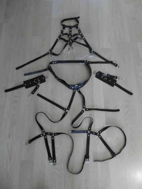 Body Harnas Ketting BH, Kleding | Dames, Ondergoed en Lingerie, Overige typen, Zwart, Ophalen of Verzenden