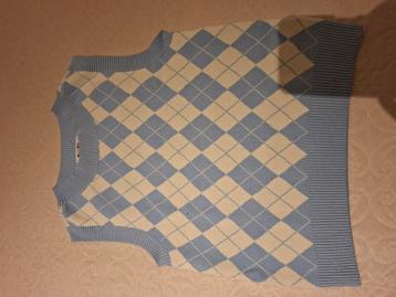 Debardeur. In goede staat. beschikbaar voor biedingen