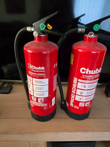 2 x ongebruikte brandblusser sproei schuim 6 liter € 20 euro