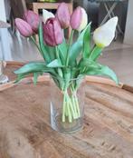 Zijde tulpen + glazen vaas, Maison & Meubles, Accessoires pour la Maison | Plantes & Fleurs artificielles, Comme neuf, Enlèvement