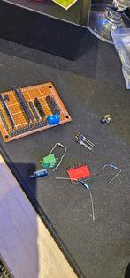 Lot elektronica componenten, Ophalen of Verzenden, Zo goed als nieuw