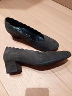 Donkergroene pumps in suède - GABOR (6 ½) – Nieuw !, Kleding | Dames, Schoenen, Ophalen, Pumps, Gabor, Zo goed als nieuw