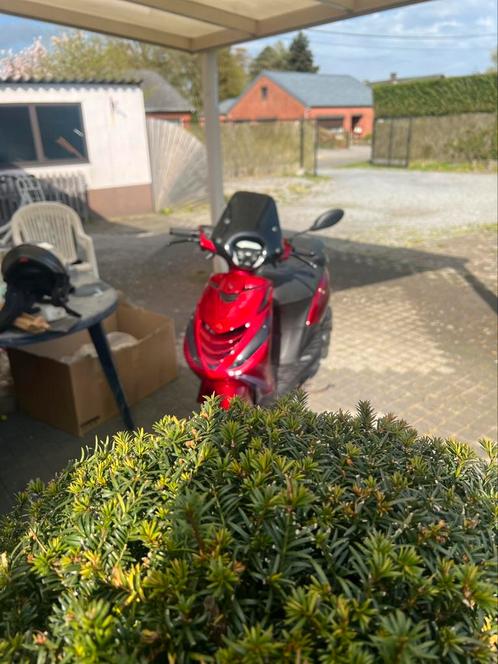 Piaggio zip iget 4t, Fietsen en Brommers, Scooters | Piaggio, Zo goed als nieuw, Zip, Ophalen