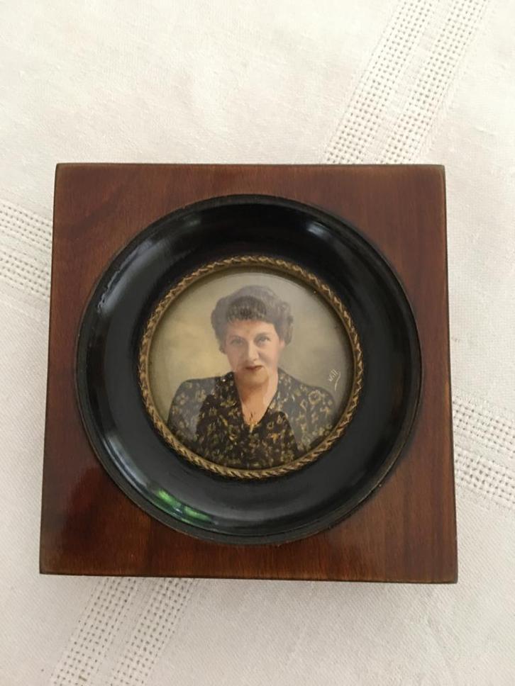 Handgeschilderd miniatuur portret, Antiek en Kunst, Kunst | Schilderijen | Modern, Ophalen of Verzenden