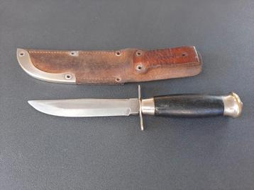 MORA/MOCARA SUEDE jachtmes, originele leren tas  beschikbaar voor biedingen
