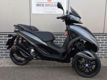 Piaggio MP3  300 Yourban grote voorraad gebruikte onderdelen beschikbaar voor biedingen