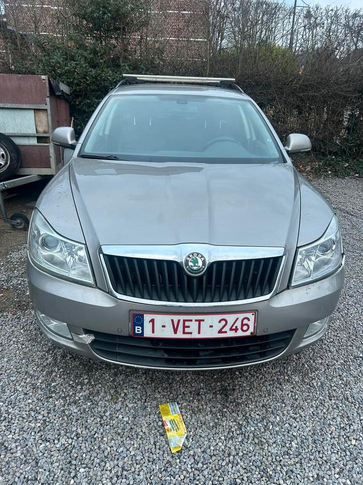 Skoda octavia export, Autos, Skoda, Particulier, Octavia, ABS, Airbags, Bluetooth, Vitres électriques, Système de navigation, Capteur de stationnement