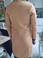 Beige herenjas., Ophalen