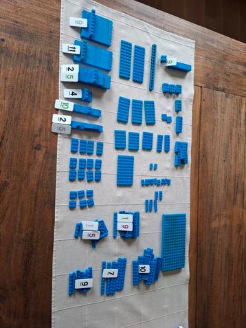 blauwe lego blokjes/onderdelen ! 1960/70 beschikbaar voor biedingen