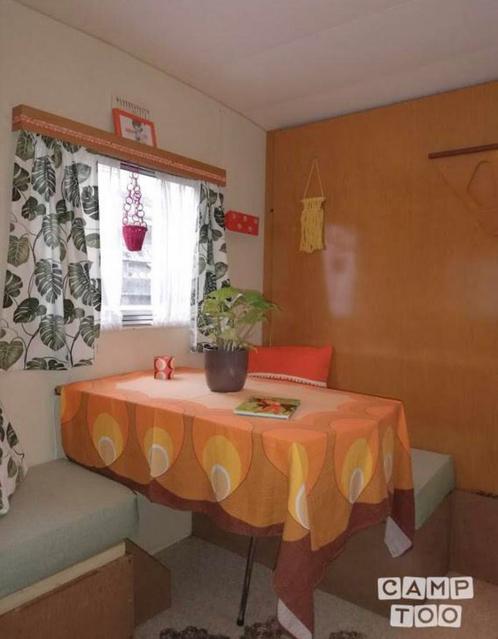 U N I E K  Sprite caravan uit 1972, Caravans en Kamperen, Caravans, Particulier, tot en met 2, 500 - 750 kg, Sprite, Ophalen