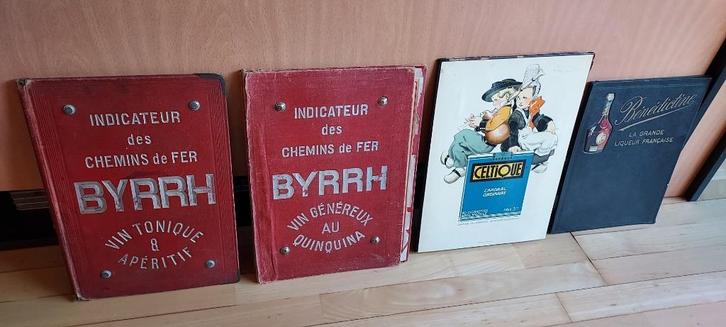 4 oude stations menuhouders en uurrooster treinen, Antiek en Kunst, Curiosa en Brocante, Verzenden