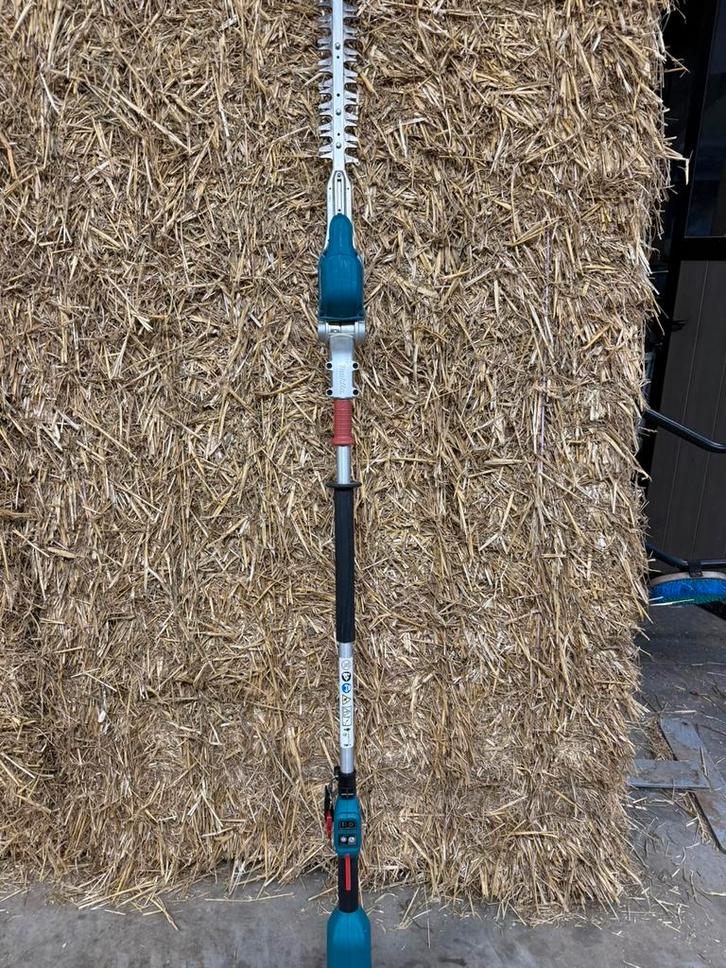 Makita telescopische heggenschaar, Tuin en Terras, Heggenscharen, Zo goed als nieuw, Ophalen