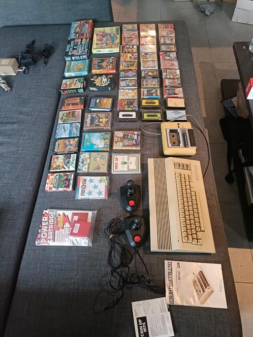 Gigantisch Commodore 64 lot! Alles werkt en is CiB!, Games en Spelcomputers, Spelcomputers | Atari, Gebruikt, Overige modellen