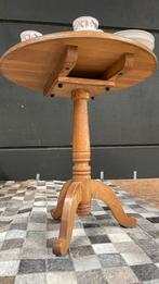 Eiken bijzet tafel rond stevig, Huis en Inrichting, Ophalen, Rond