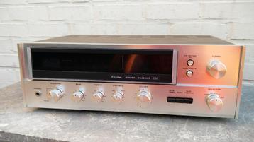 Sansui 551 Stereo Receiver