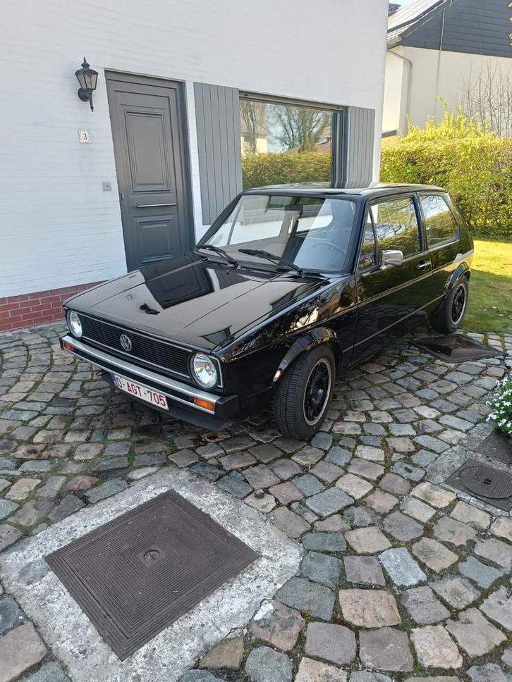 Volkswagen Golf 1 1.6D 1983, Autos, Volkswagen, Particulier, Golf, Diesel, Boîte manuelle, Noir, Noir, Traction avant, Enlèvement