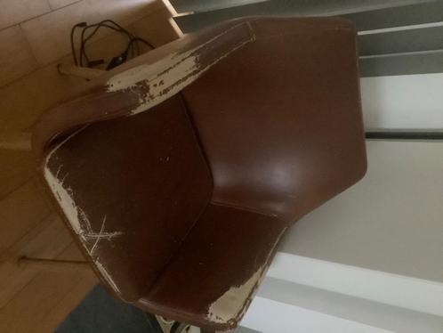 Cognac bruin, Huis en Inrichting, Stoelen, Gebruikt, Vier, Hout, Kunststof, Stof, Bruin, Ophalen