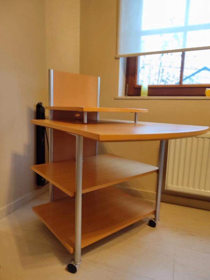 Houten bureau/computerkast met wielen, Huis en Inrichting, Kasten | Overige, Ophalen