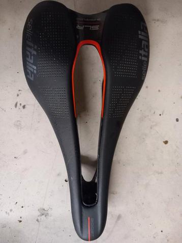 Selle Italia SLR Boost Carbonio 122 gram zadel beschikbaar voor biedingen