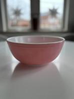 Vintage Pyrex kom in zeldzaam pastel roze, jaren '50, Ophalen of Verzenden