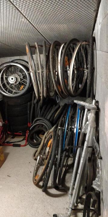 Roue ,jante,pneu vélo, Enlèvement, Comme neuf
