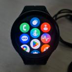 Samsung watch 5 pro met oplader, Handtassen en Accessoires, Zo goed als nieuw
