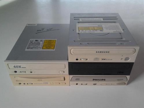 Gratis te geven : defecte CD-ROMS/DVD-ROM, Computers en Software, Vintage Computers, Ophalen of Verzenden