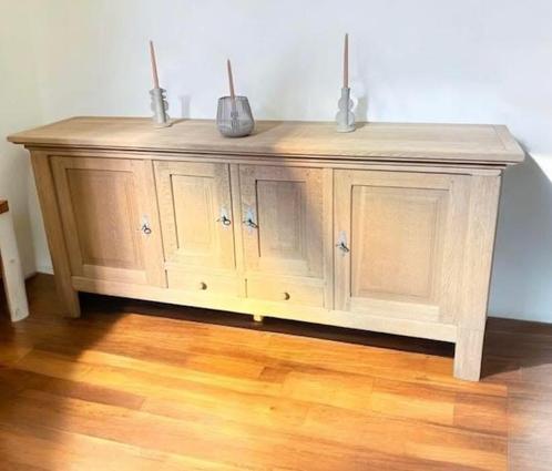️ Aerogommed dressoir van ruw eikenhout, Huis en Inrichting, Kasten | Dressoirs, Zo goed als nieuw, Eikenhout, Ophalen