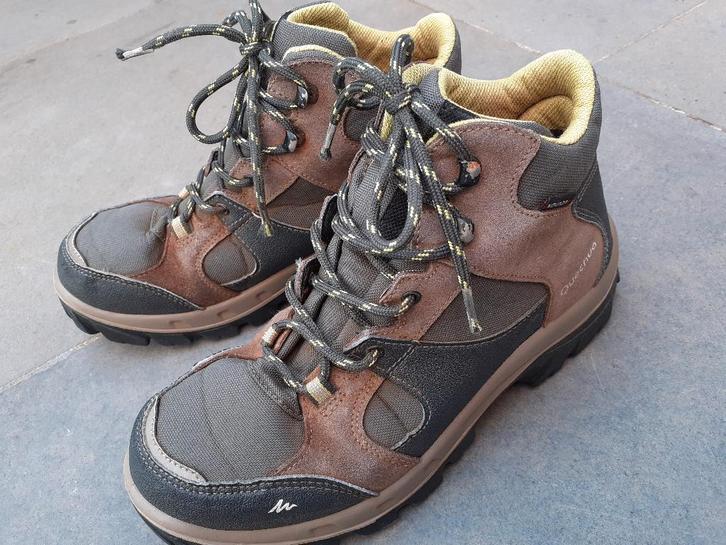 Maat 37 - Decathlon - stevige wandelschoenen, Kinderen en Baby's, Kinderkleding | Schoenen en Sokken, Zo goed als nieuw, Schoenen