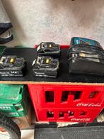 Makita oplader + 3 bat. 18v 5.0ah, Doe-het-zelf en Bouw, Ophalen