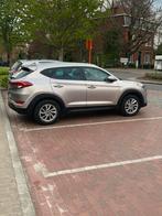 Hyundai Tucson, Voorwielaandrijving, Parkeersensor, 4 cilinders, Beige