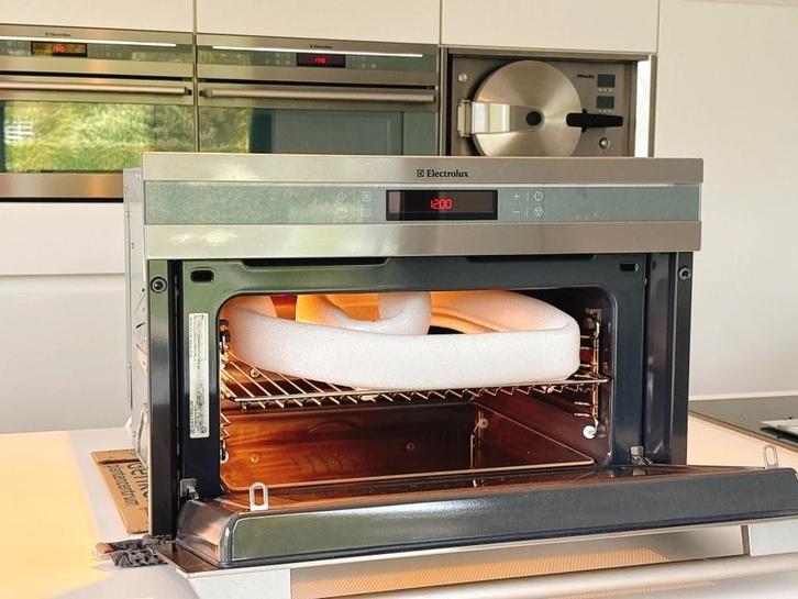 Electrolux LED Microgolfoven - Nieuw - 38cm (was 1099,-), Elektronische apparatuur, Microgolfovens, Zo goed als nieuw, Inbouw