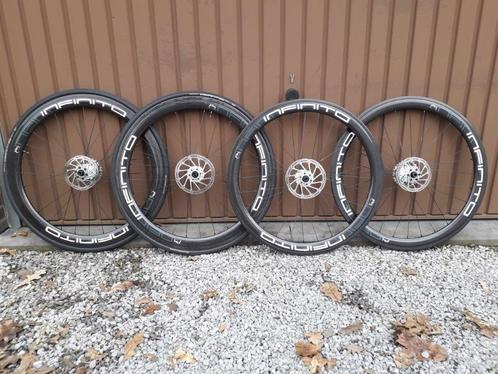 Infinito tube wielsets, Fietsen en Brommers, Fietsonderdelen, Zo goed als nieuw, Racefiets, Wiel, Ophalen