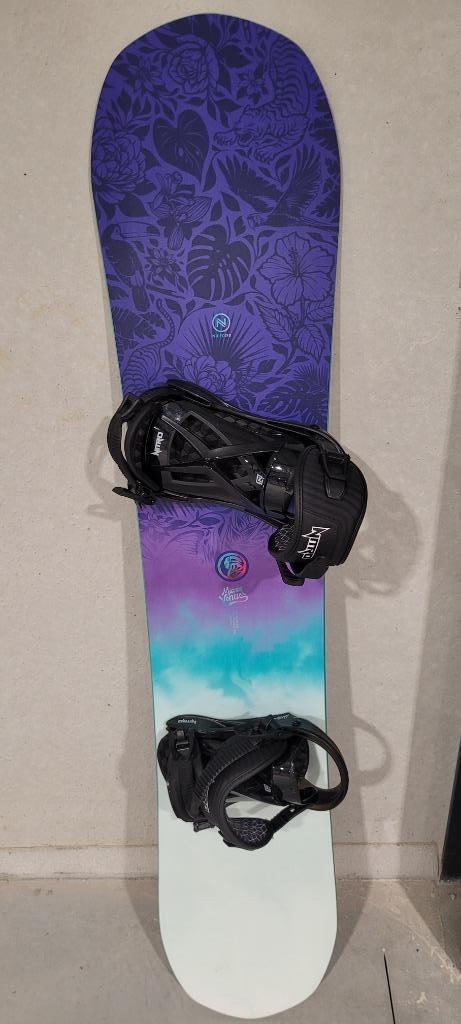 Snowboard + binding, Sport en Fitness, Snowboarden, Nieuw, Board, Ophalen